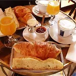 Hotel Center Garni 3*