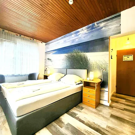 Center Garni Hotel
