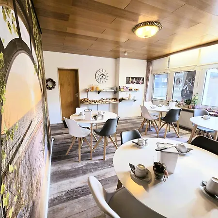 Center Garni Отель Куксхафен