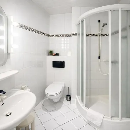 Center Garni 3*