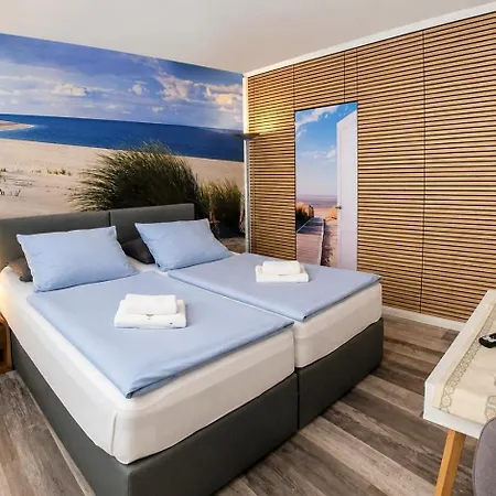 Center Garni Hotel