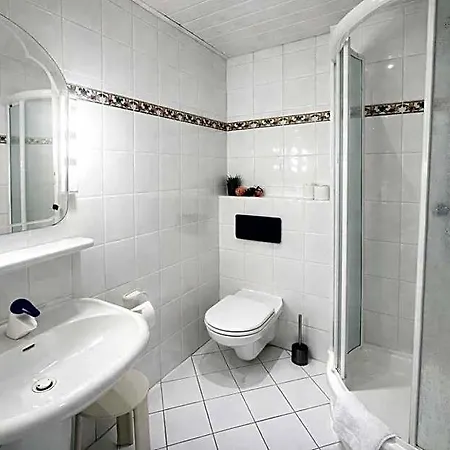 Center Garni 3* קושהאבן