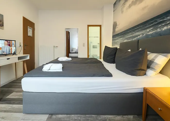 Center Garni Hotel 3*