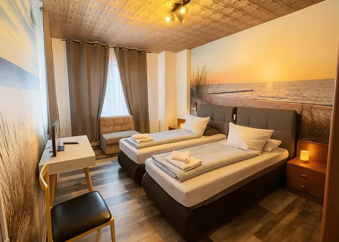 Center Garni Hotel