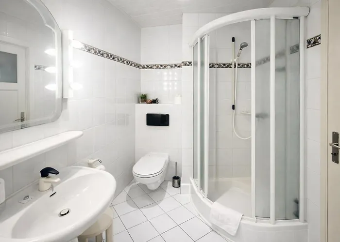 Center Garni 3*